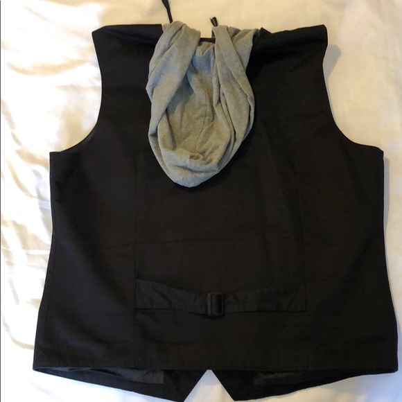 Men’s Hoodie Vest by Guess - Picture 5 of 5